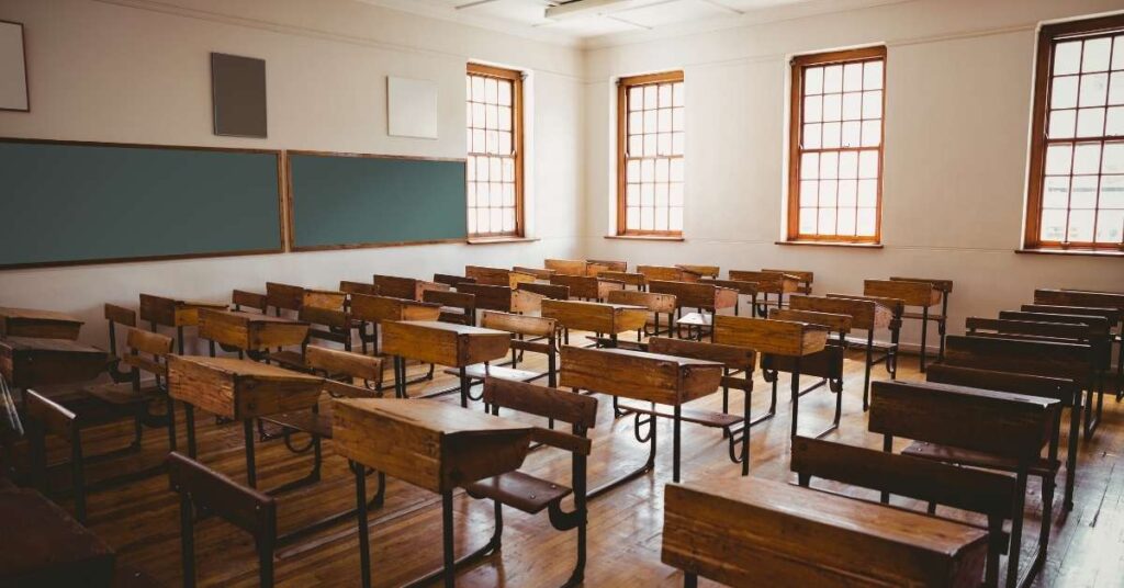 Atividade de Locuções Conjuntivas Coordenativas para 7º a 9º Ano