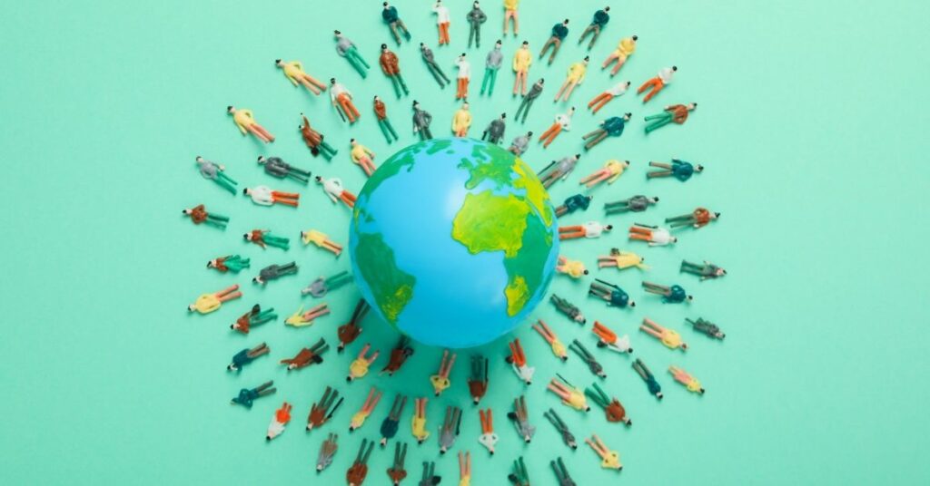 Texto com Atividades sobre População Mundial 7º e 8º Ano