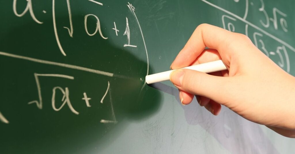 Exercícios de Fatoração com Raízes com Gabarito