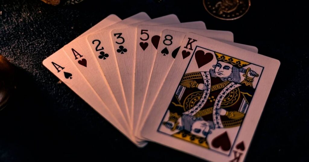 História dos Cassinos Dos Primeiros Salões de Jogos às Plataformas Online Modernas