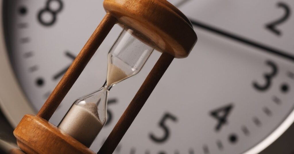 Atividade sobre Tempos Verbais com Gabarito