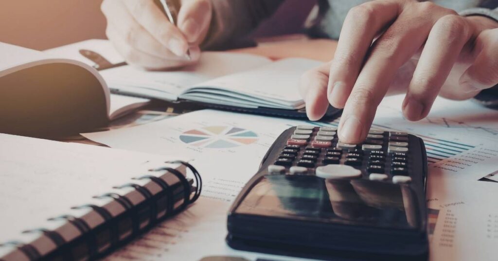 Atividade de Juros Compostos para 7º e 8º Ano